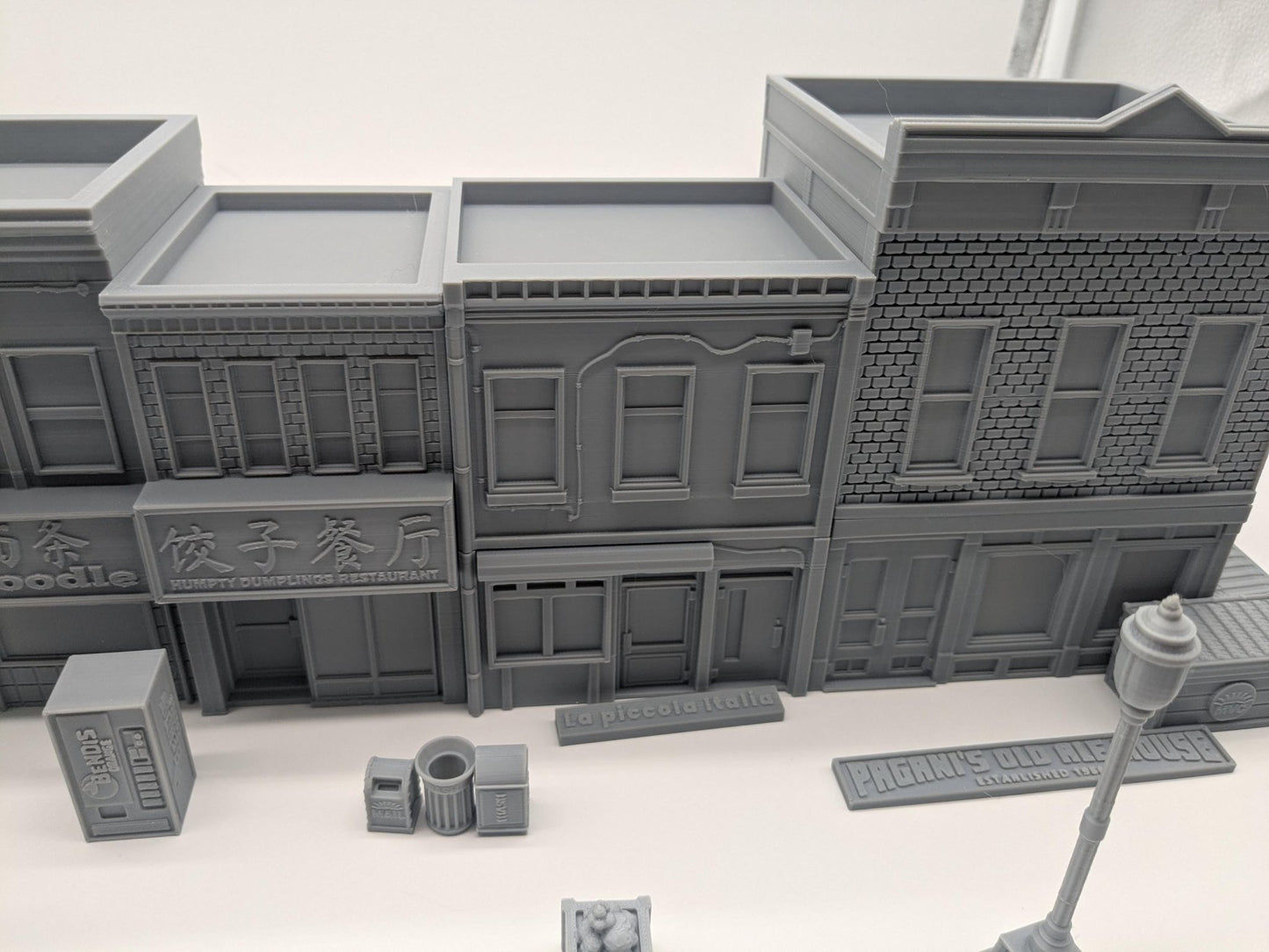 40mm Heroic City Block Terrain – 5 Buildings + 19 Scatter - Northern Foundry