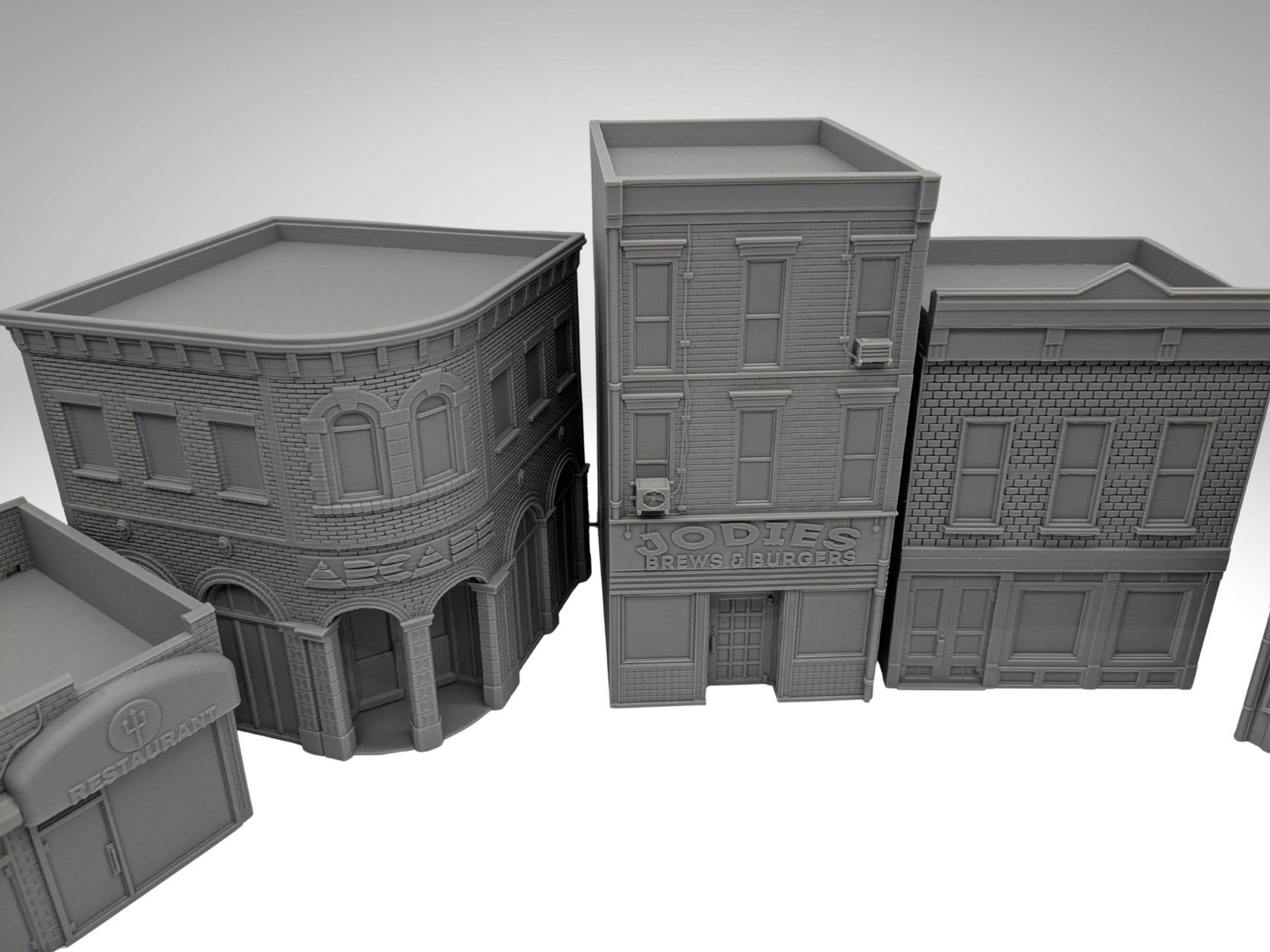 Modern NYC City Block Terrain Bundle – 10 Buildings + Car (28mm/32mm/40mm) - Northern Foundry